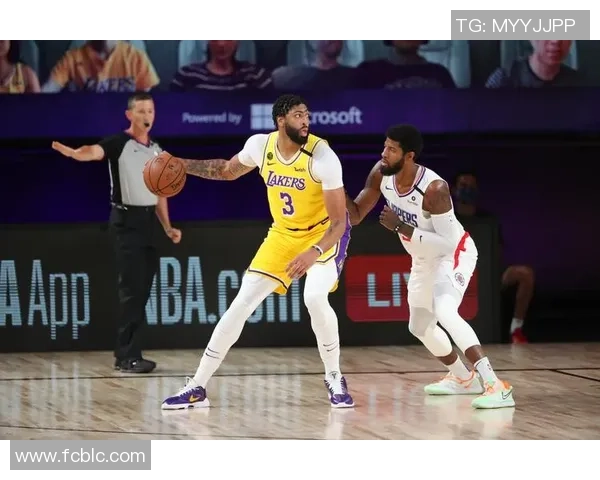 湖人对阵快船精彩直播视频回顾及赛后分析尽在2月1日赛事专栏